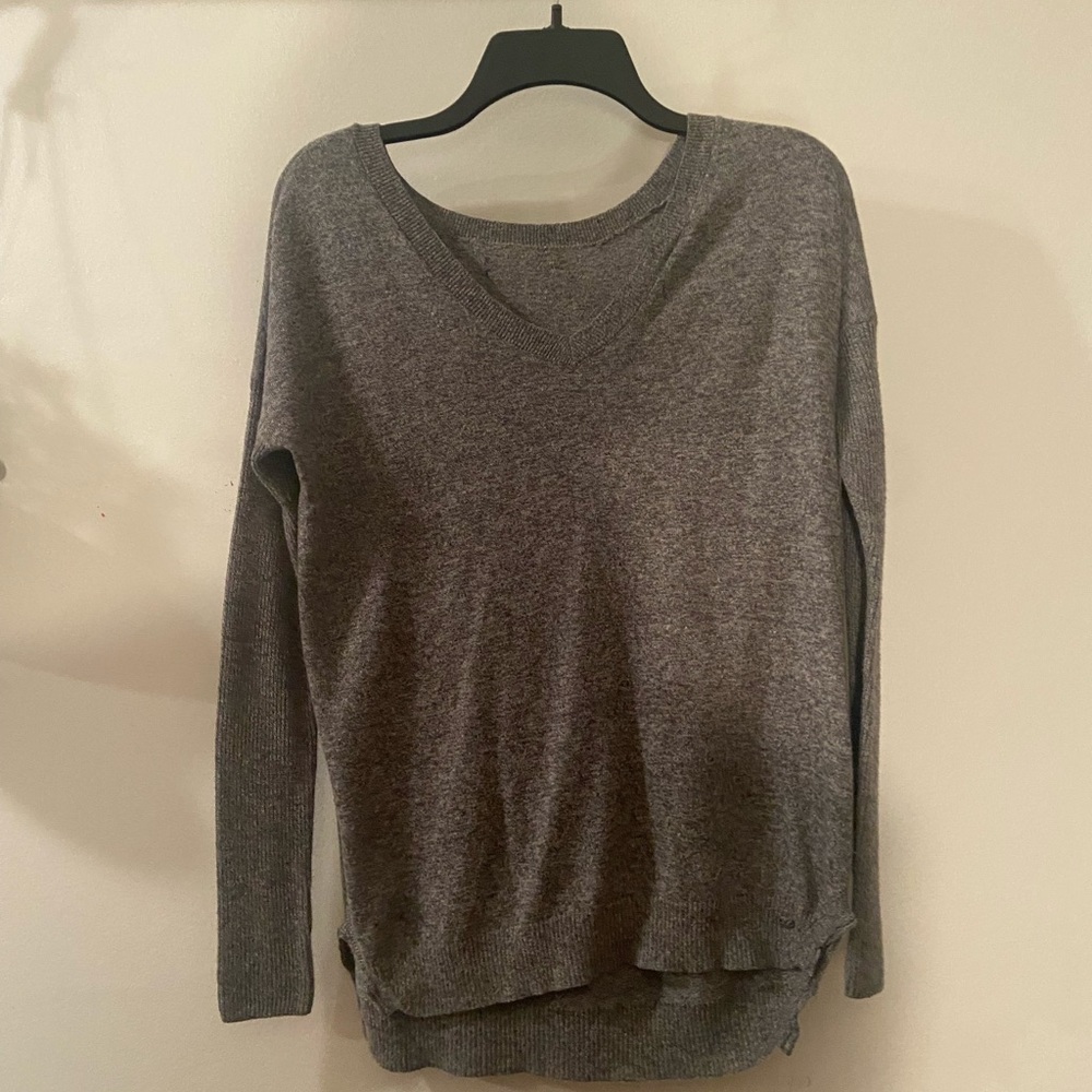 American Eagle long sleeve sweater